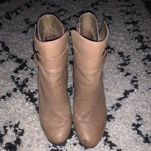Vince Camuto tan leather ankle boots